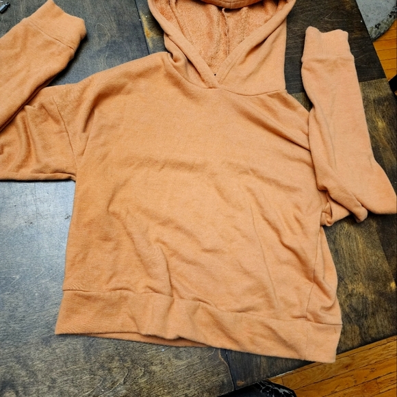 Sweater - Picture 1 of 2